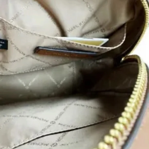 Michael Kors Jaycee XS Mini Convertible Zip Pocket Backpack Crossbody Vanilla - Picture 7 of 11